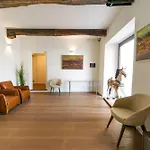 Palace Apartamento *